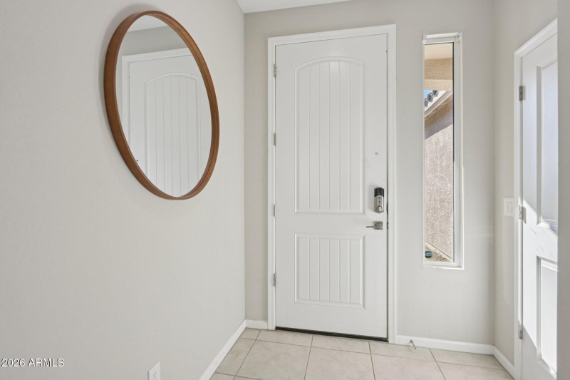 6-web-or-mls-W Via De Luna Dr-S1701-006