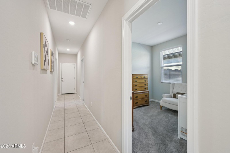 28-web-or-mls-W Via De Luna Dr-S1701-028