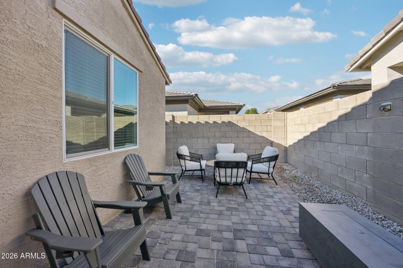 36-web-or-mls-W Via De Luna Dr-S1701-036