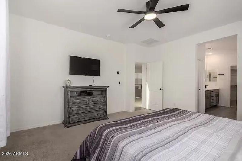 d05160ec0ca4d7e2e15ef4cd8bbf3e4a-cc_ft_7