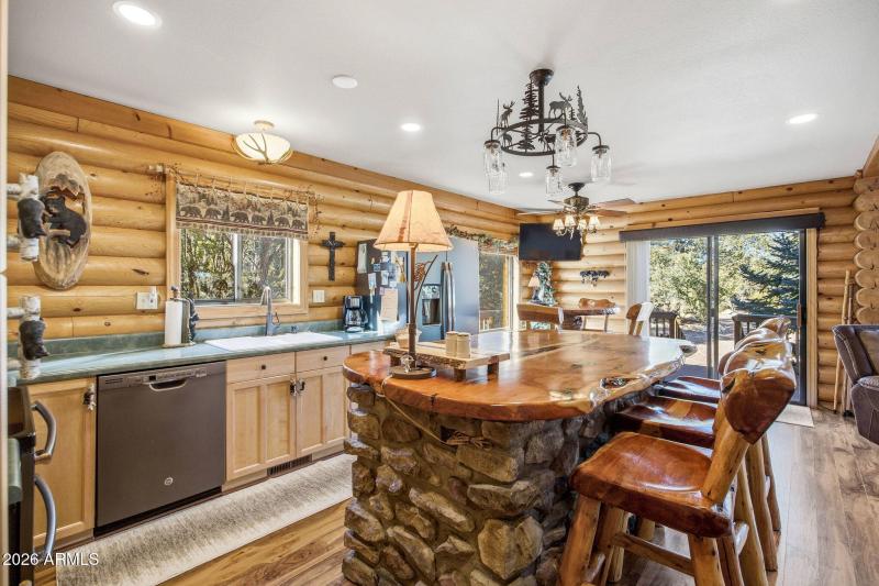 1583GreentreeCir-HeberOvergaard-AZ-14