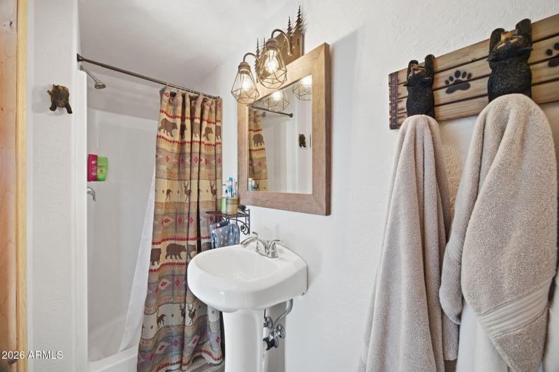 1583GreentreeCir-HeberOvergaard-AZ-33