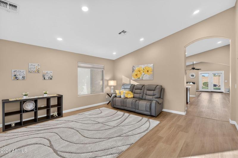 9-web-or-mls-DSC00407