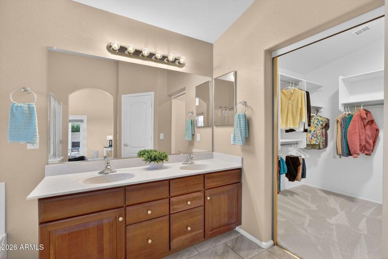 29-web-or-mls-DSC00382 (2)