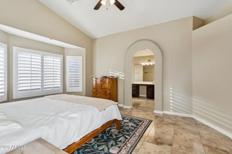 Extra large primary suite