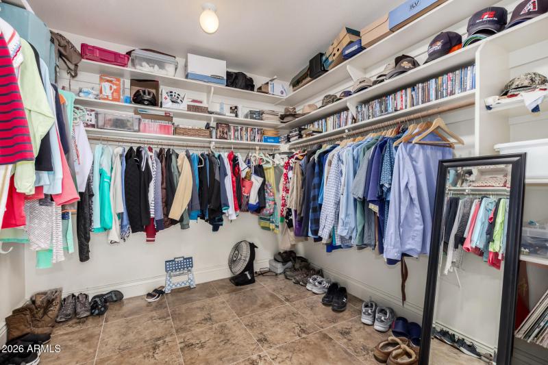 25 Primary Walk-in Closet