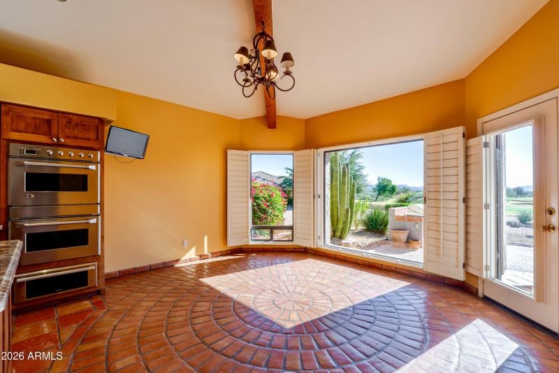 2 ovens & warming drawer