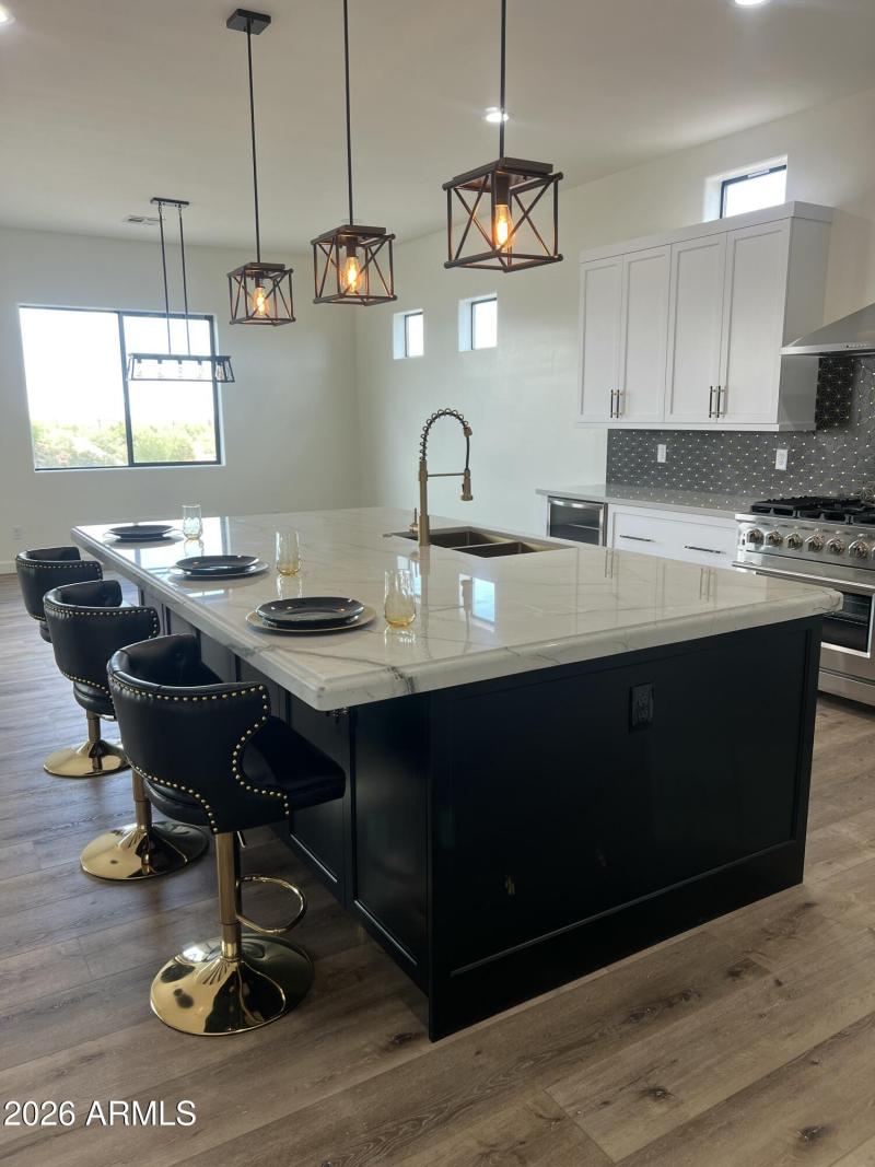 9F5200E3-BE02-46CE-B341-CC91A389815A