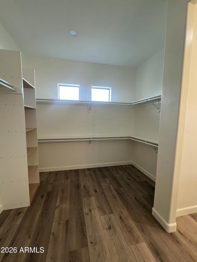 8FC936A7-25D2-4CCB-A930-415989B64023