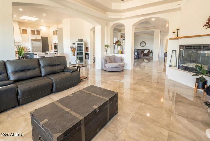 06-06_33010_N_53rd_Pl_Cave_Creek