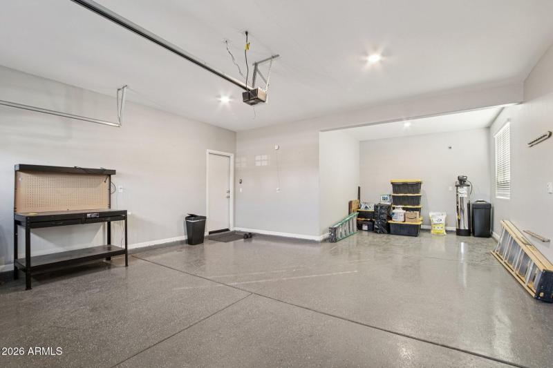 28-web-or-mls-W Myrtle Ct-S1401-026