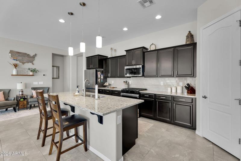 9-web-or-mls-Palladium-10