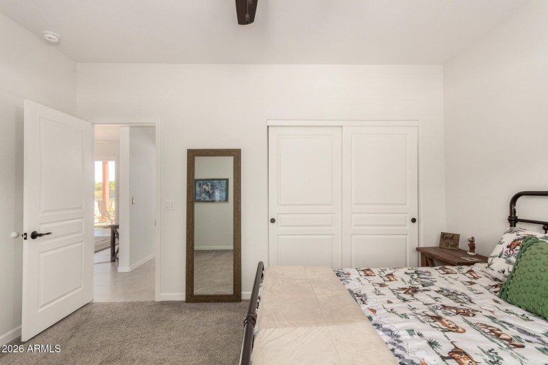 3072CD69-4EB1-4469-9E80-CDAD79406F77