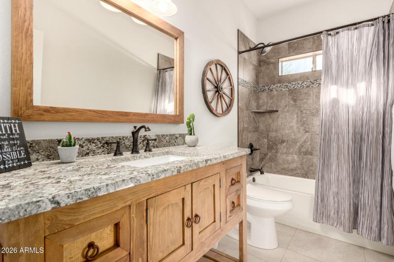 69E6FFA7-1CAF-4009-9E32-48ADD5E6BE2B