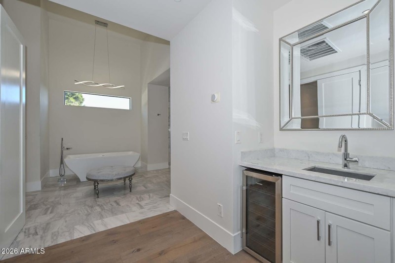 Primary Bedroom-Bath