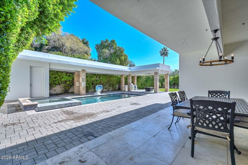 Covered Patio-Backyard Pool