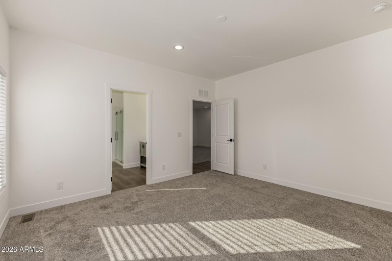 23059 W RANCHO LAREDO DR