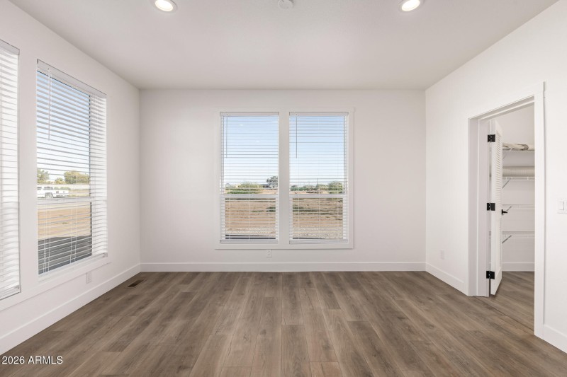 23059 W RANCHO LAREDO DR