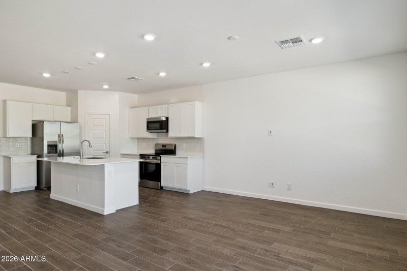 6-web-or-mls-2317-s-125th-dr-lot-157-del