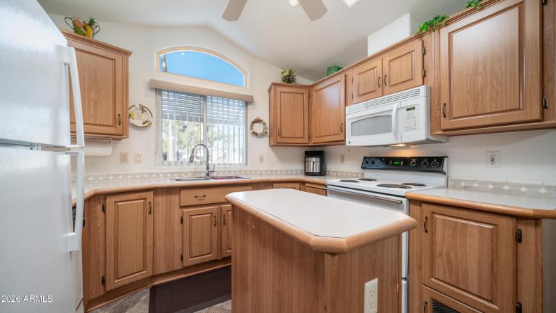 3710 S Goldfield Rd Lot 923-10