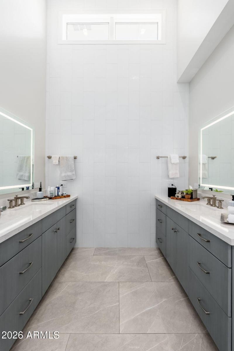 3120 E San Juan Ave - 26