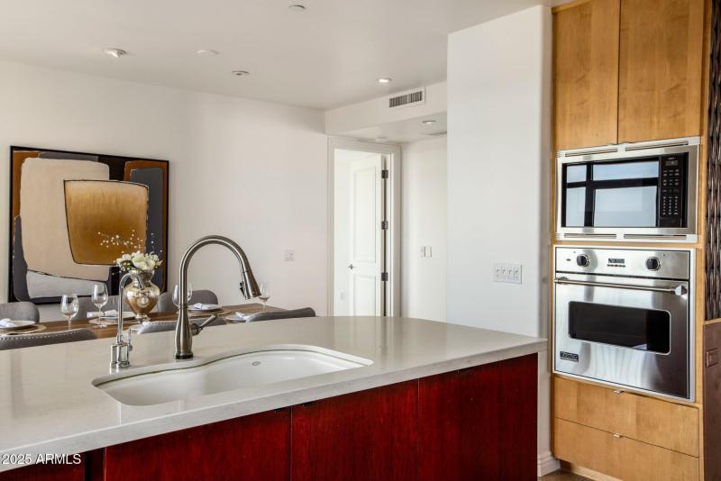 20-web-or-mls-D46A2810