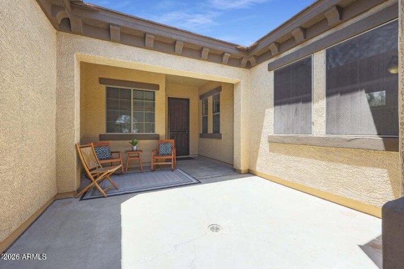 20220712230230171104000000-o