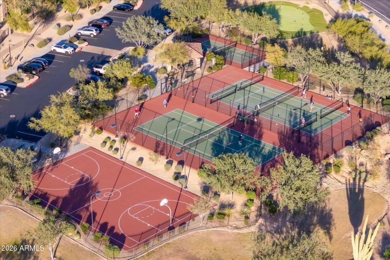 Community Tennis & Pickleball