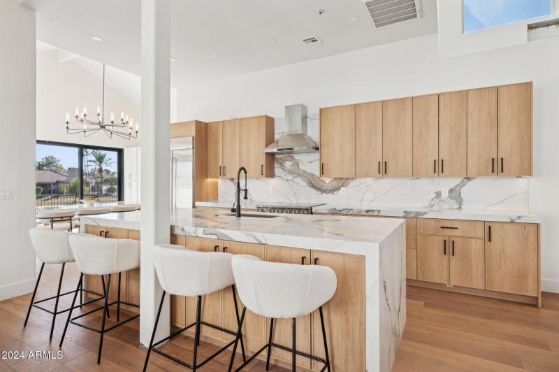 13-web-or-mls-8133-e-cortez-dr