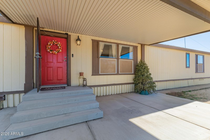 8 - 9987 N Geronimo Geronimo