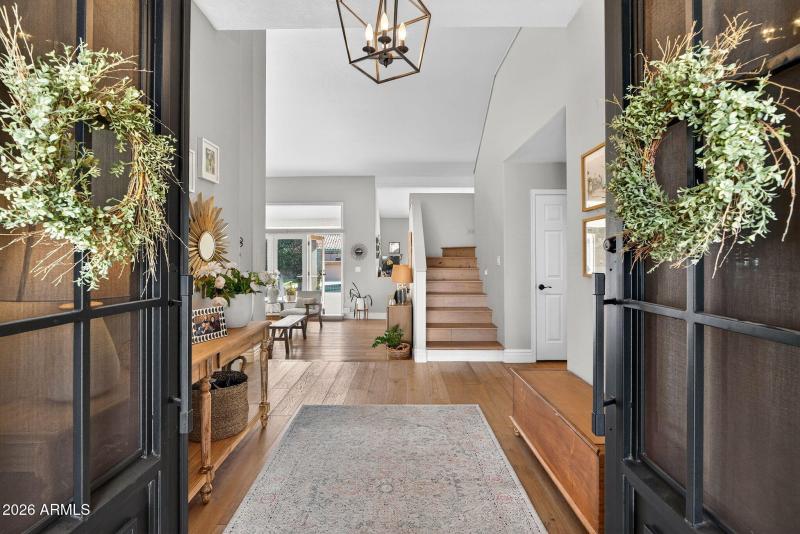 11_web_MLS_E.Topaz.Dr