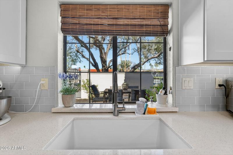 26_web_MLS_E.Topaz.Dr