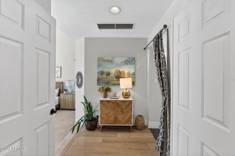 36_web_MLS_E.Topaz.Dr