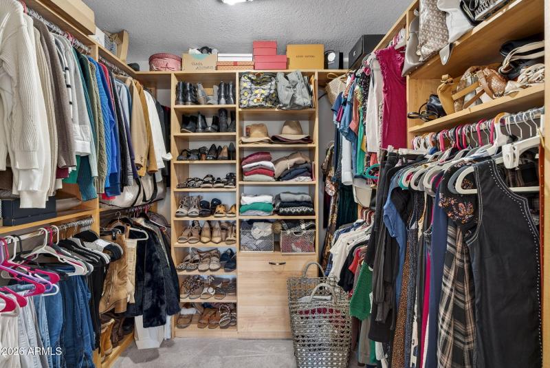 47_web_MLS_E.Topaz.Dr