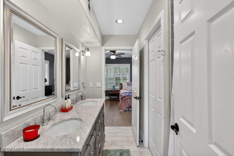 53_web_MLS_E.Topaz.Dr