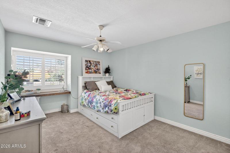 60_web_MLS_E.Topaz.Dr