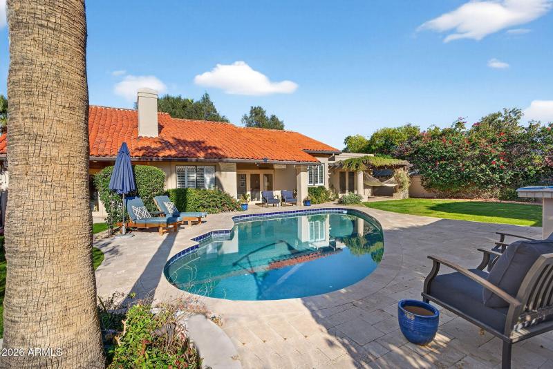 71_web_MLS_E.Topaz.Dr