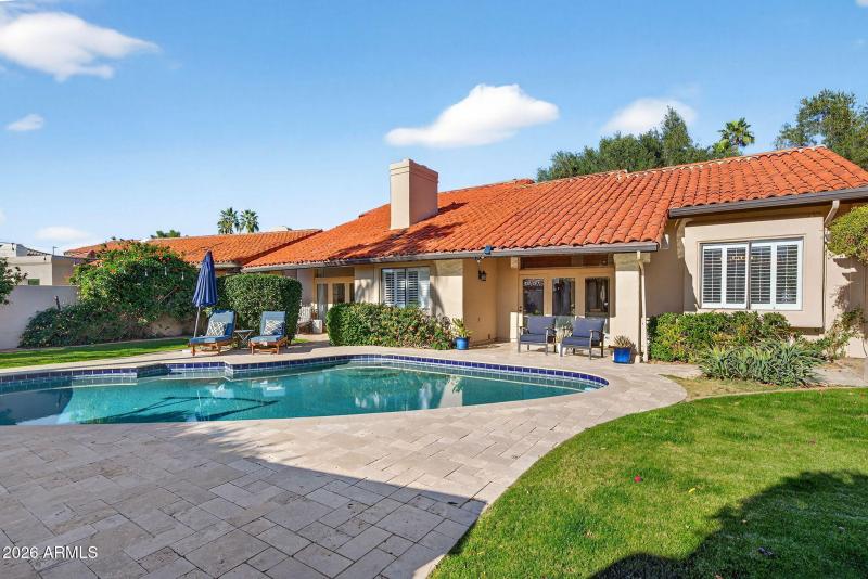 72_web_MLS_E.Topaz.Dr