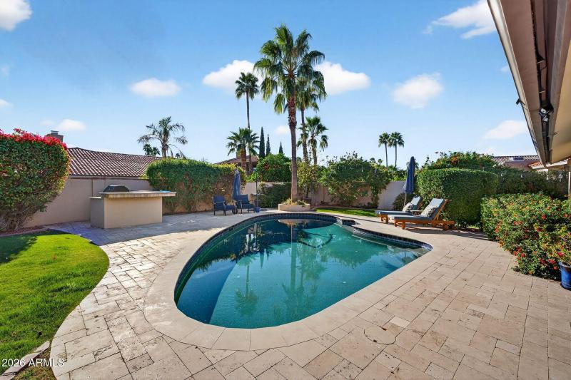 75_web_MLS_E.Topaz.Dr