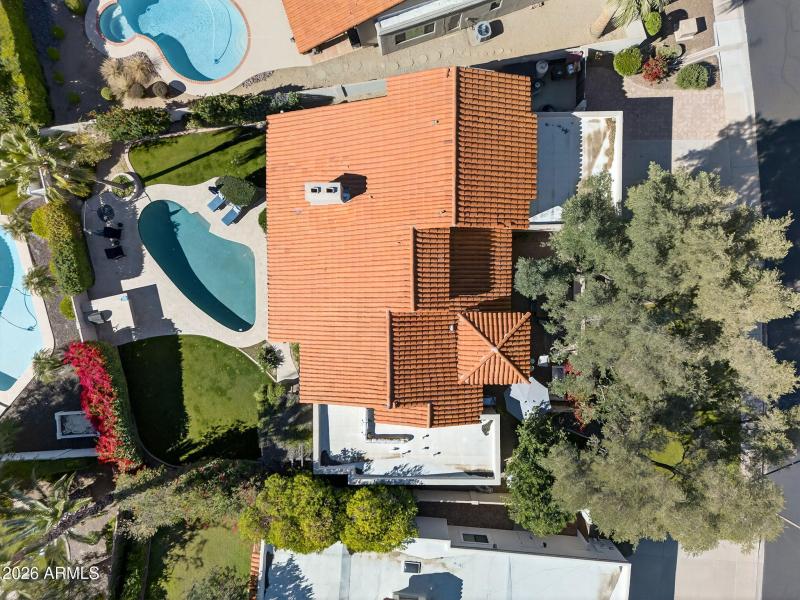 82_web_MLS_E.Topaz.Dr