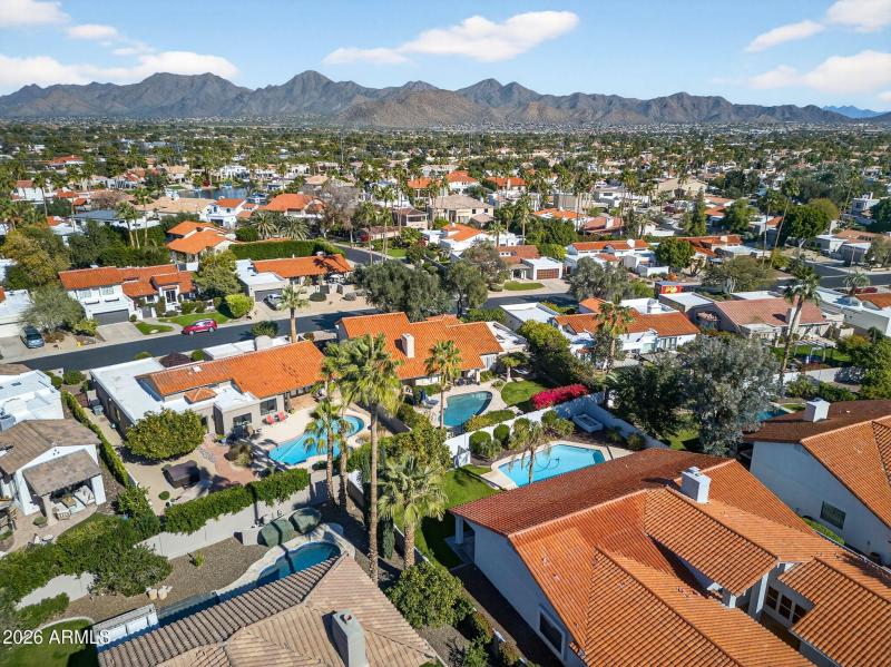 87_web_MLS_E.Topaz.Dr