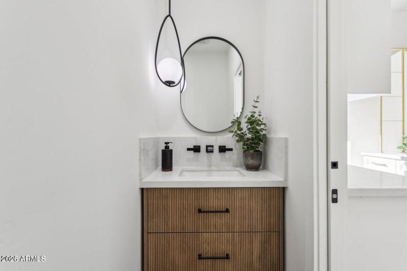 20250124193454866723000000-o