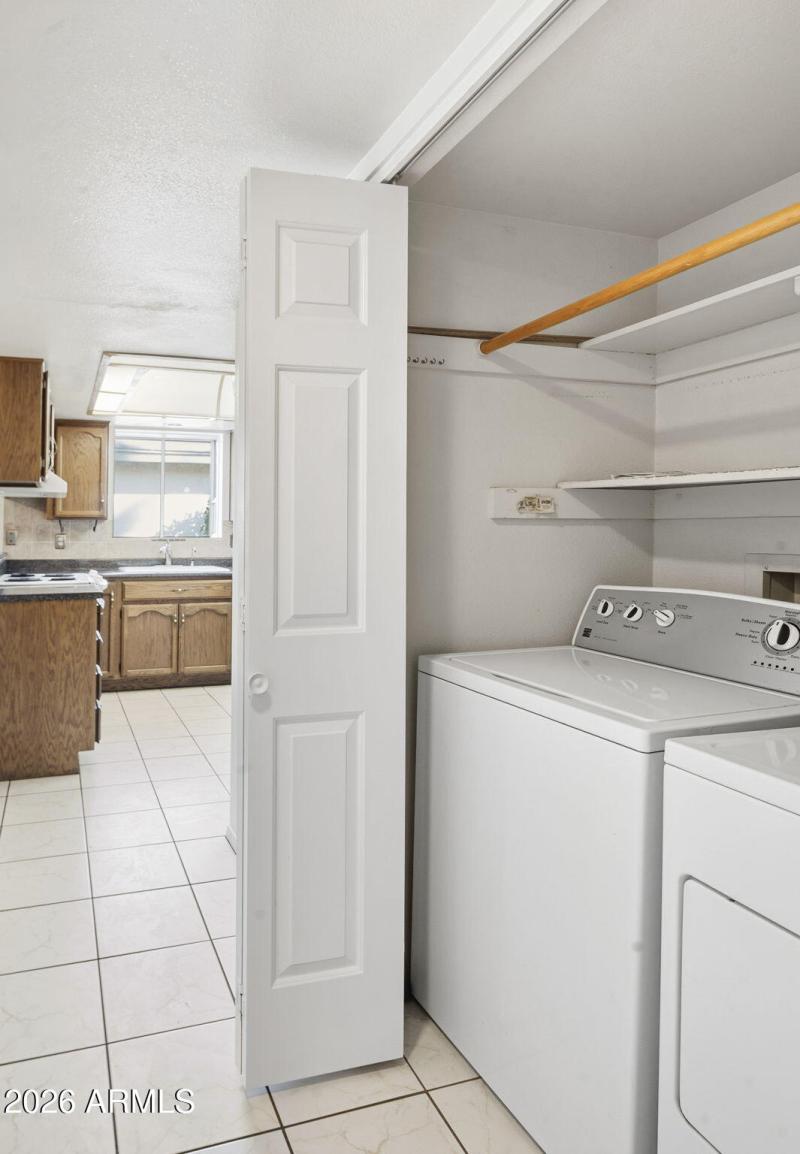 Washer & Dryer included