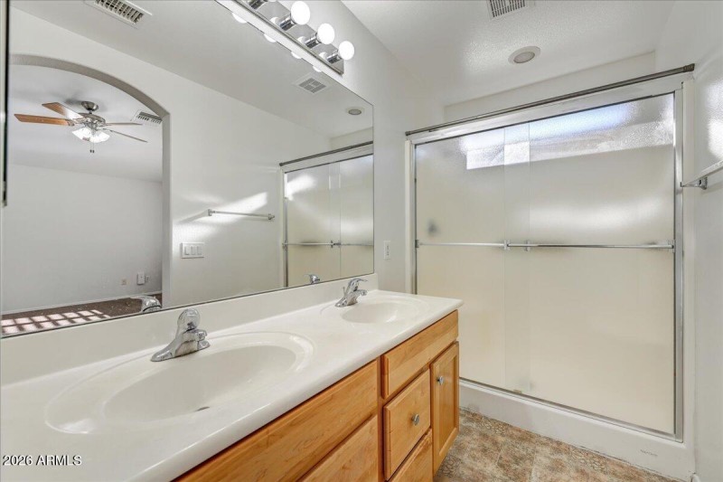 11-Primary Bath
