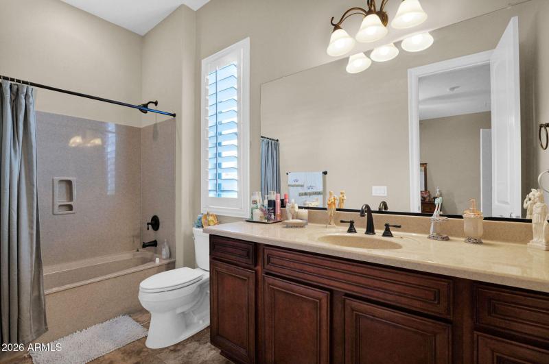 56-web-or-mls-P1448282