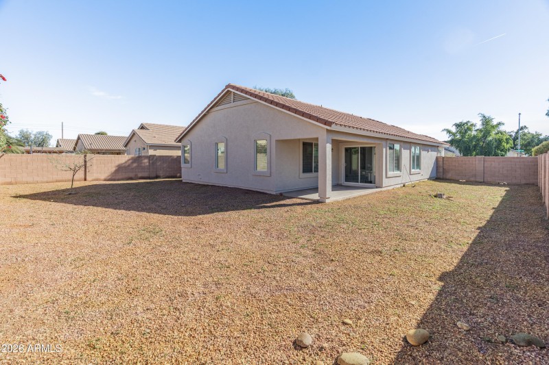 7570 W Nicolet Ave-28