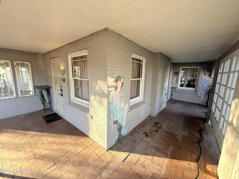 WRAP AROUND ARTWALK PORCH 5