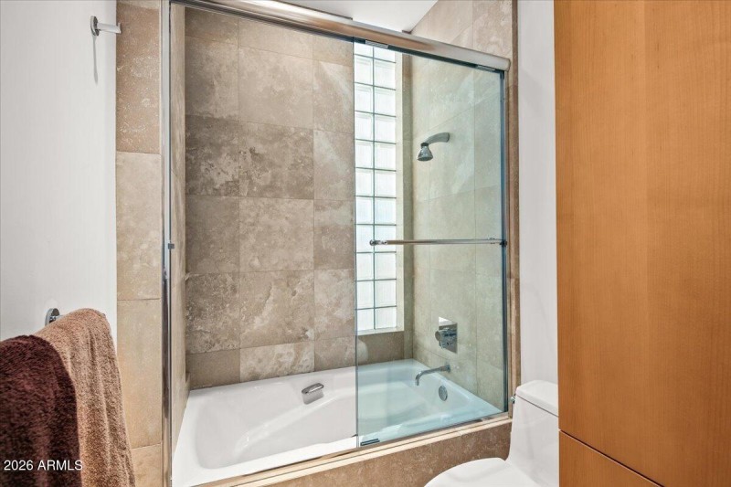 Bedroom Ensuite #1