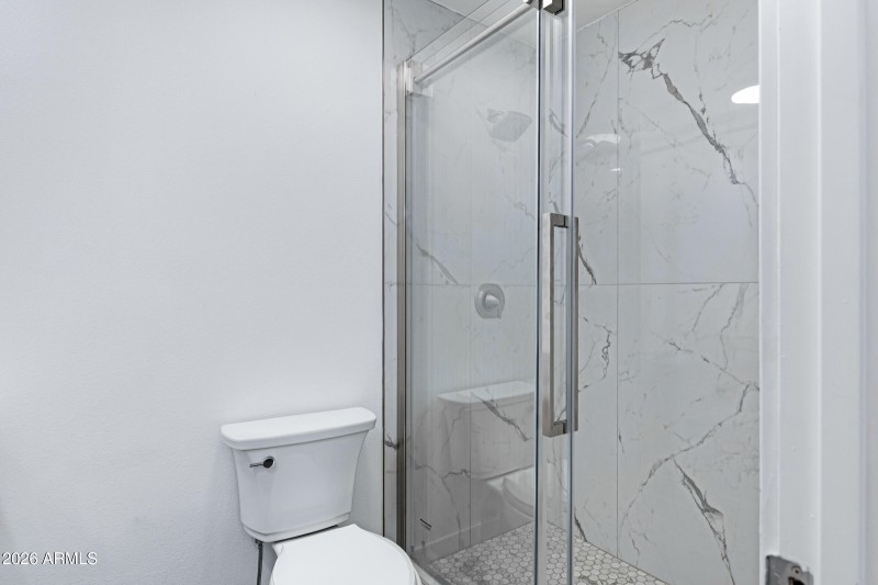 3921 S Kenneth Pl-25