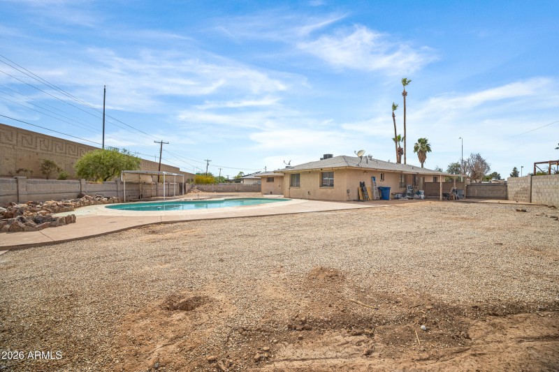 3921 S Kenneth Pl-43